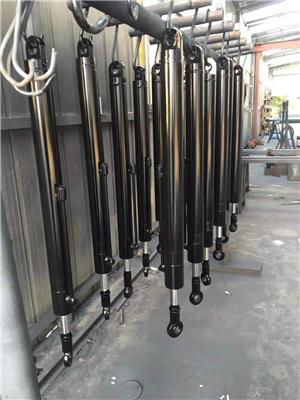 小汽车油缸容量多少