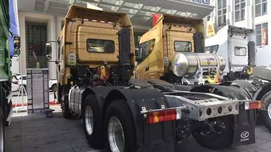 汽车最重拉多少吨