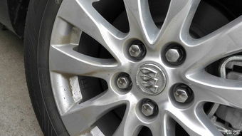 汽车轮多少铅块正常