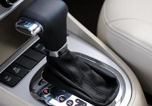 汽车爬坡是多少档