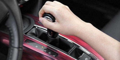 汽车熄火开启耗油多少