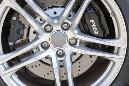 汽车螺丝大概多少扭力