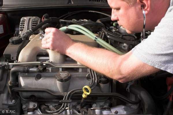 汽车怠速多少过高