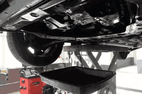 汽车多少公里机油变黑