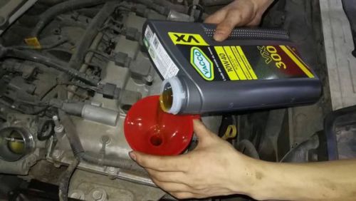 汽车机油多少价位合适 汽车机油多少价位合适