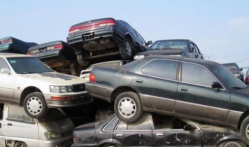 开到多少公里汽车报废