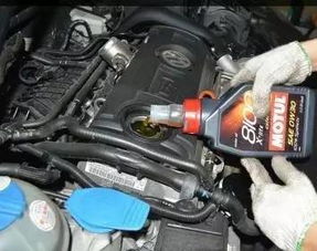 汽车机油多少公里不换