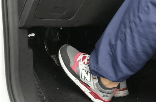 汽车起步用多少油