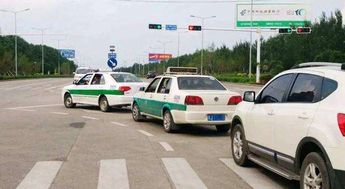 汽车过桥转弯限速多少 汽车过桥转弯限速多少