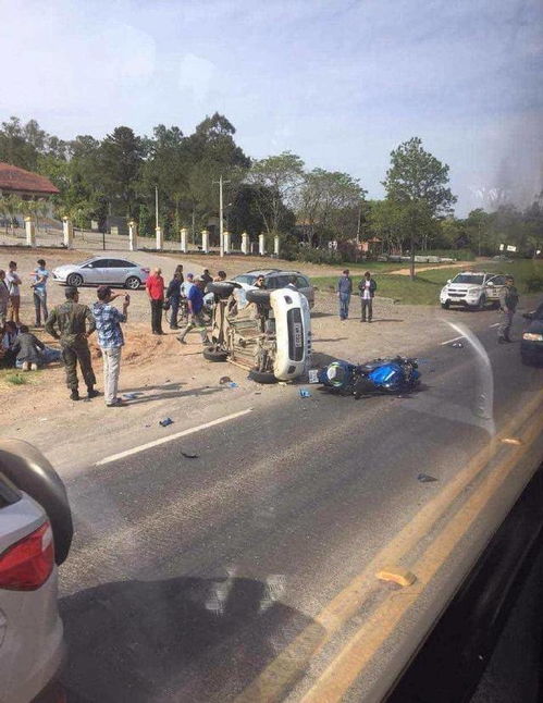 汽车撞翻时速多少 汽车撞翻时速多少