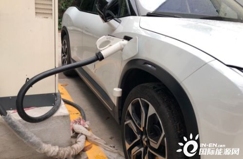 汽车可充多少电