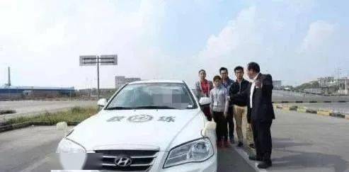 英德汽车教练工资多少