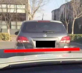 汽车的车距多少