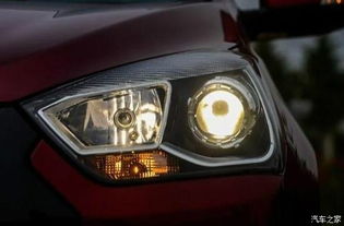 汽车大灯灯泡亮度多少
