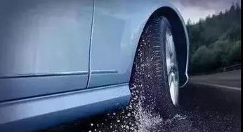 多少距离汽车原地掉头