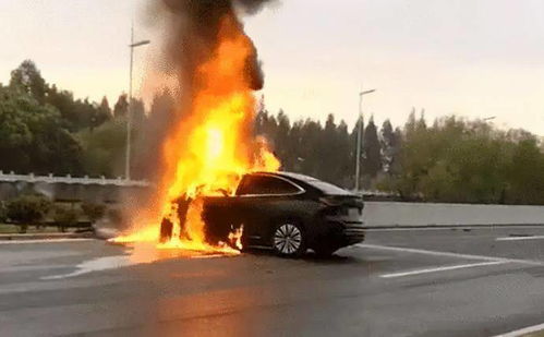 汽车电压着火多少