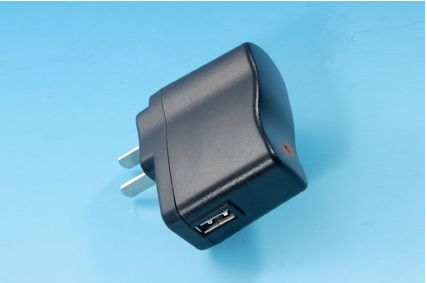 汽车插头电源多少v