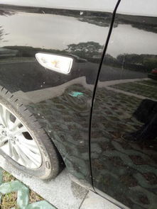 修复汽车凹槽要多少