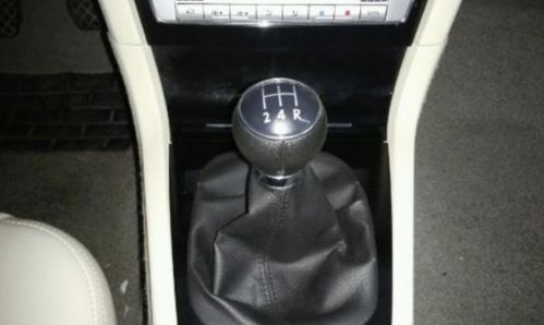 汽车几档开多少合适