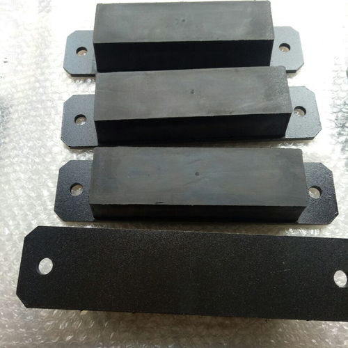 汽车减震橡胶堆多少