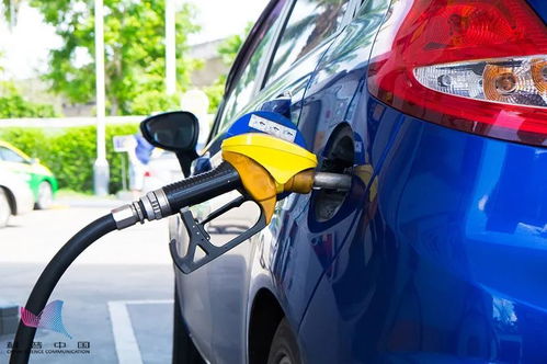 汽车出厂带多少油