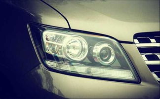 汽车氙气大灯多少电压