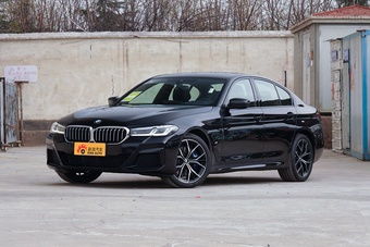 宝马汽车每年价格多少