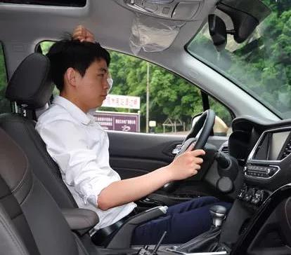 汽车座位高度多少 汽车座位高度多少
