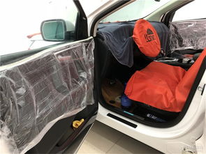 汽车玻璃多少尺寸