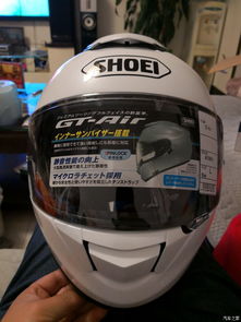 汽车赛道头盔价格多少