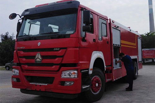 安哥拉汽车多少钱