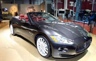 尊龙汽车多少钱