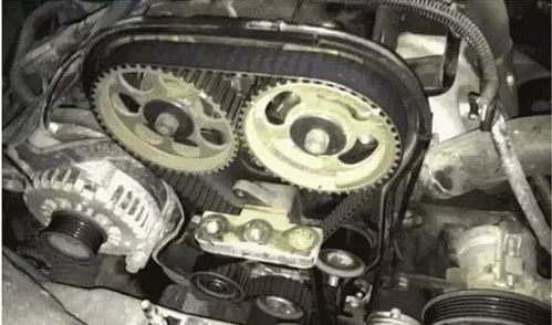 汽车上有多少皮带