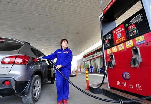 汽车加油还能跑多少