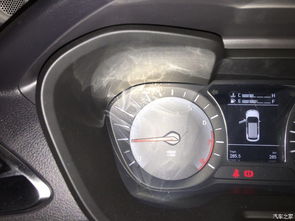 汽车空档踩多少转