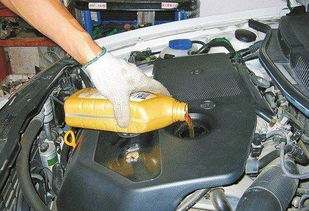 汽车机油怎样看有多少 汽车机油怎样看有多少