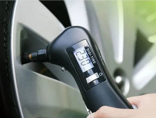 汽车气压3.0多少合适