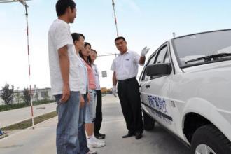 新乡汽车教练工资多少 新乡汽车教练工资多少