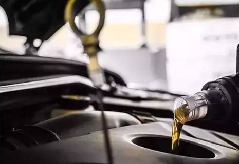 汽车正常消耗多少机油