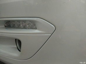 汽车边灯用多少伏