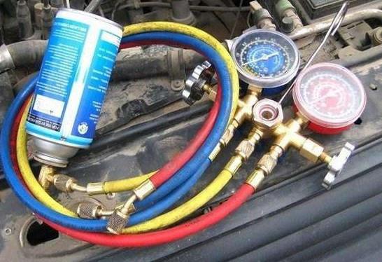 汽车补氟多少合适