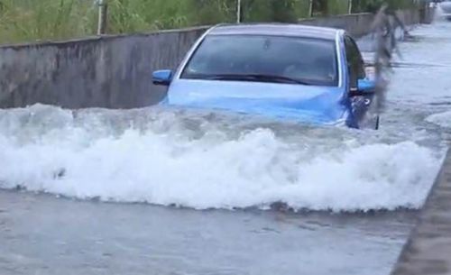 河南汽车泡水赔偿多少