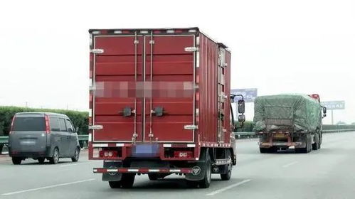 汽车的吨位是多少