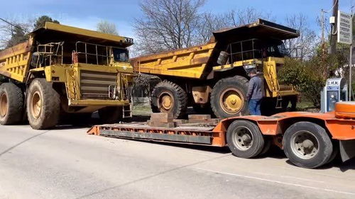 汽车最大载重多少吨