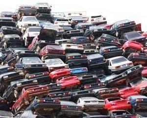 汽车损坏多少算报废