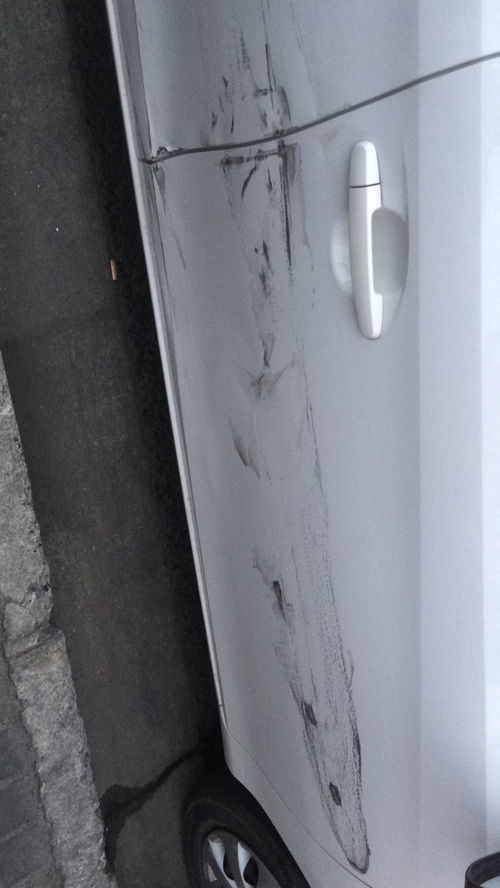 汽车维修刷卡刷多少