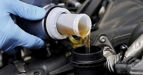 汽车机油加满多少升