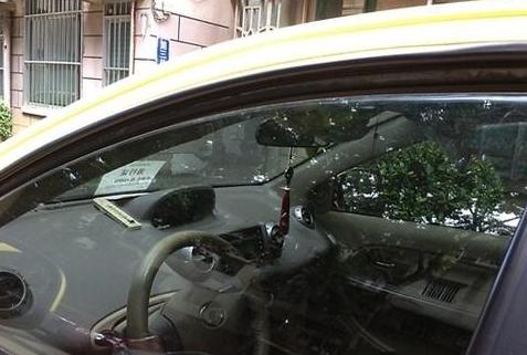 汽车铁皮暴晒温度多少