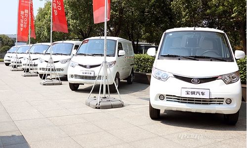 用电汽车多少钱