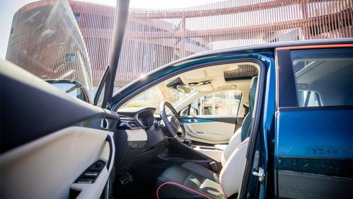 怎么区分汽车多少v